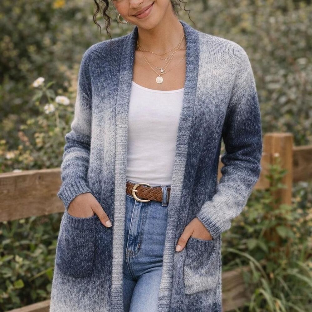 Sun & Shadow Women's Blue and White Cardigan